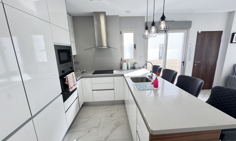 Venta - Villa -
Villamartin