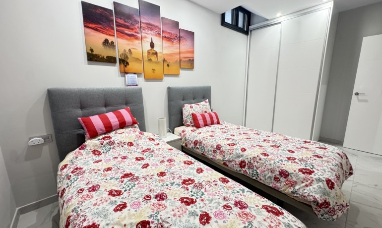 Venta - Villa -
Villamartin