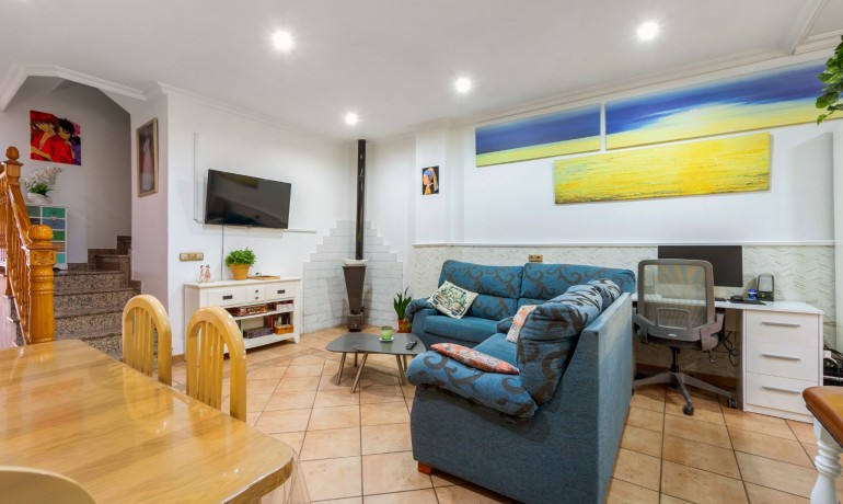 Herverkoop - Huis -
Rojales - Rojales - Village