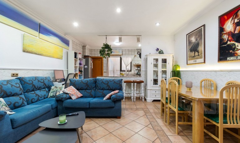 Herverkoop - Huis -
Rojales - Rojales - Village