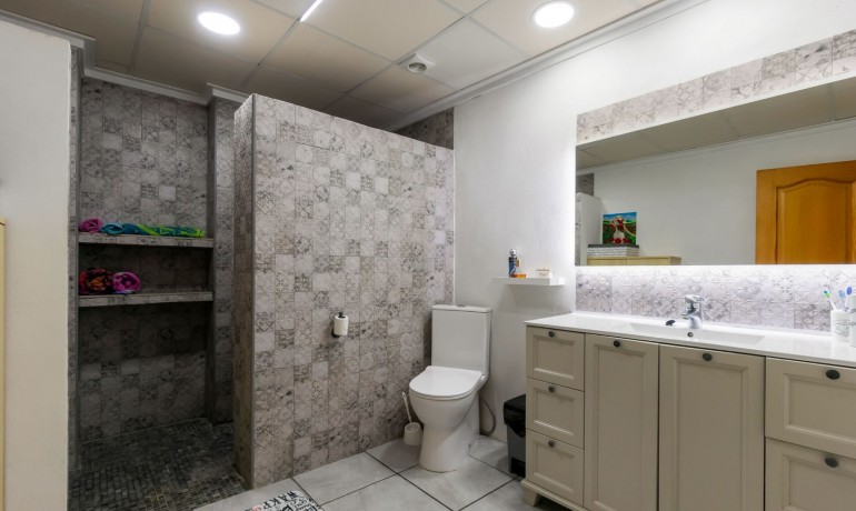 Herverkoop - Huis -
Rojales - Rojales - Village