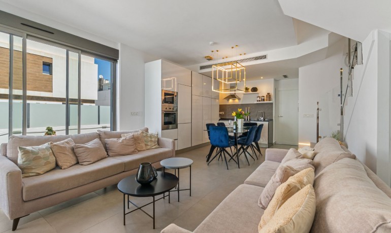 Herverkoop - Villa -
Orihuela Costa* - Villamartin