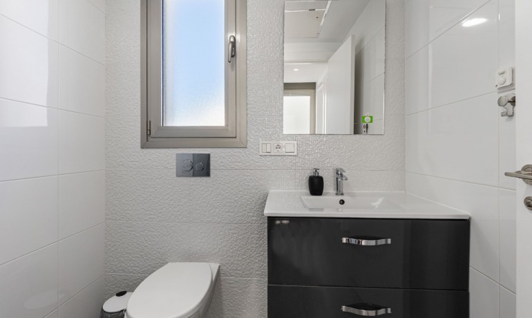 Herverkoop - Villa -
Orihuela Costa* - Villamartin