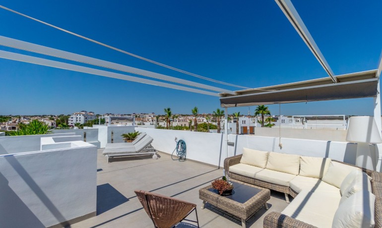 Herverkoop - Villa -
Orihuela Costa* - Villamartin