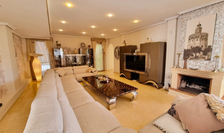 Herverkoop - Villa -
Torrevieja* - La Mata