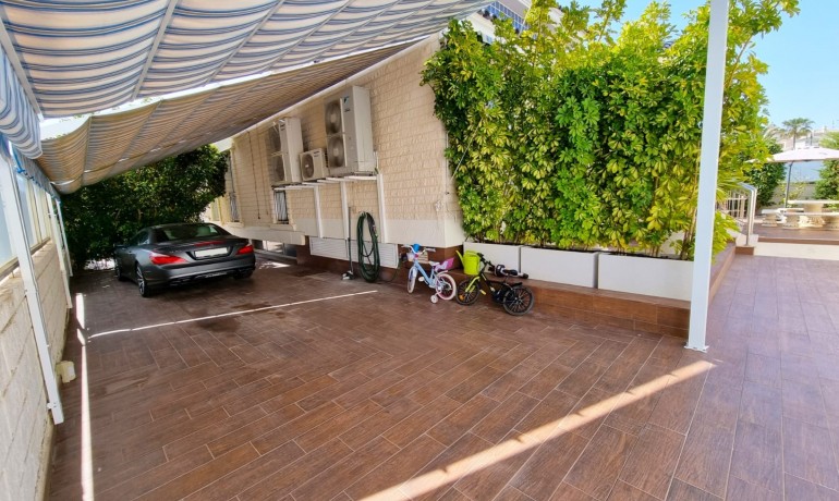 Herverkoop - Villa -
Torrevieja* - La Mata