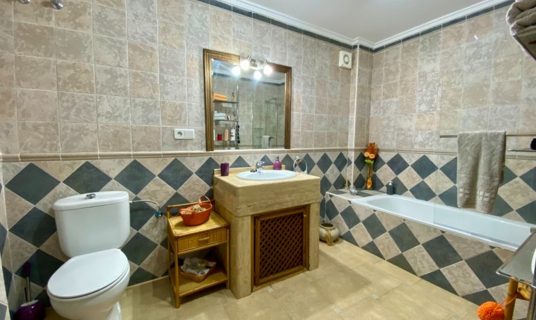 Herverkoop - Villa -
Algorfa* - Lomas de La Juliana