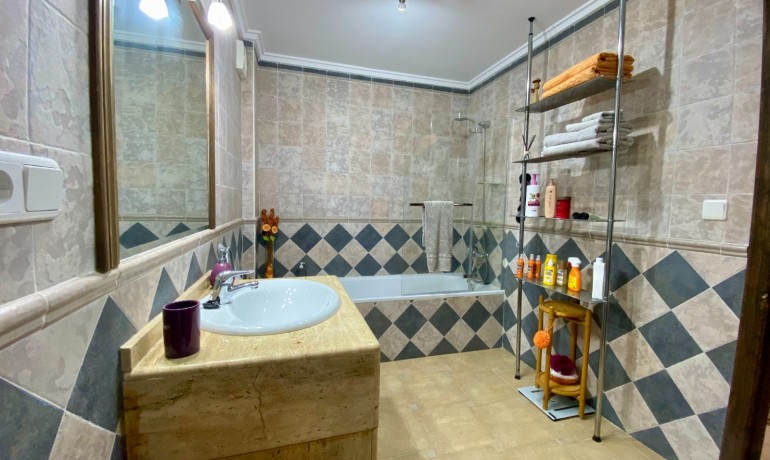 Herverkoop - Villa -
Algorfa* - Lomas de La Juliana