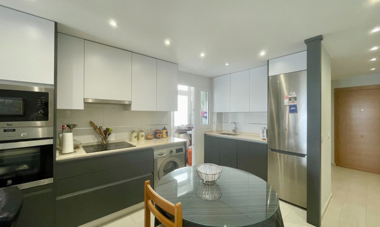 Herverkoop - Appartement / Flat -
Torrevieja* - Playa Del Cura