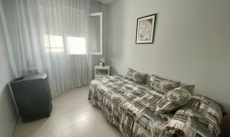 Herverkoop - Appartement / Flat -
Torrevieja* - Playa Del Cura