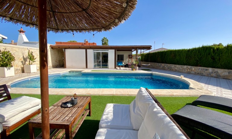 Venta - Villa -
Ciudad Quesada - Ciudad Quesada - Town