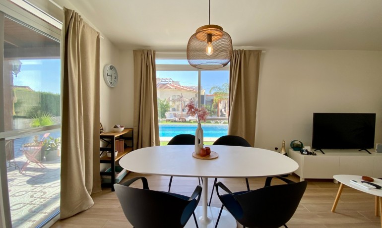 Venta - Villa -
Ciudad Quesada - Ciudad Quesada - Town