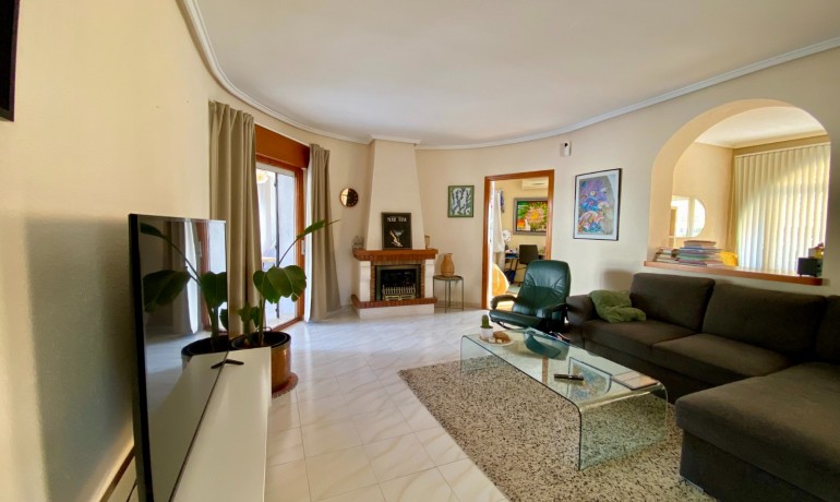 Venta - Villa -
Ciudad Quesada - Ciudad Quesada - Town