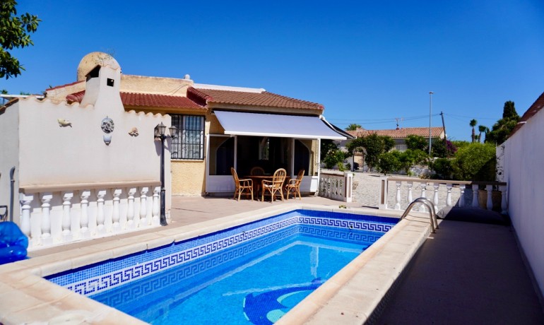 Venta - Villa -
Ciudad Quesada - Ciudad Quesada - Town