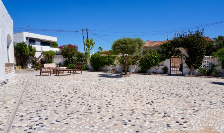 Venta - Villa -
Ciudad Quesada - Ciudad Quesada - Town