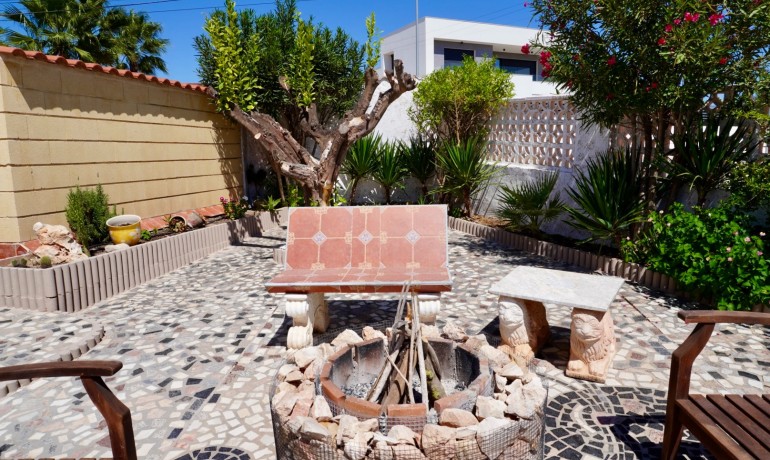 Venta - Villa -
Ciudad Quesada - Ciudad Quesada - Town