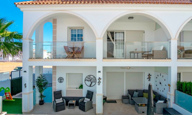 Herverkoop - Appartement / Flat -
Cuidad Quesada* - Doña Pepa