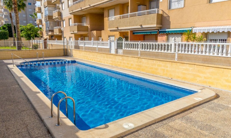 Herverkoop - Appartement / Flat -
Torrevieja* - Torrevieja - Centre