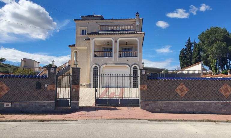 Herverkoop - Villa -
Algorfa* - Montemar