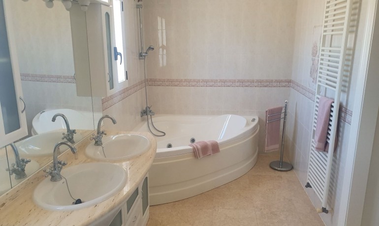 Herverkoop - Villa -
Algorfa* - Montemar