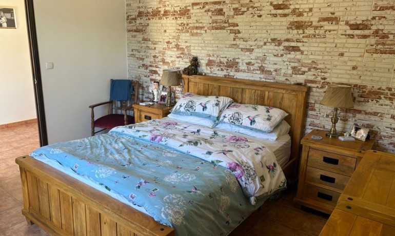 Herverkoop - Villa -
Jacarilla - Jacarilla - Country