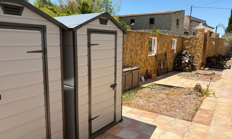 Herverkoop - Villa -
Jacarilla - Jacarilla - Country