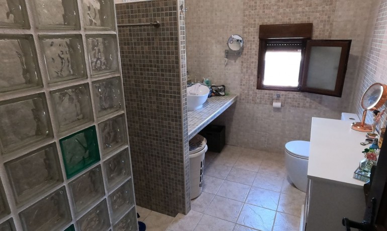 Herverkoop - Villa -
Jacarilla - Jacarilla - Country