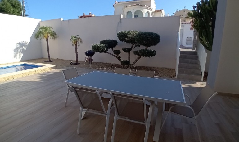 Venta - Villa -
Ciudad Quesada - Ciudad Quesada - Town