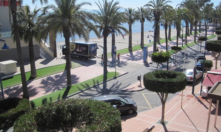 Venta - Comercial -
Santiago de la Ribera