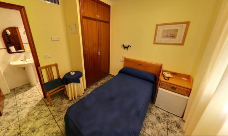 Venta - Comercial -
Santiago de la Ribera