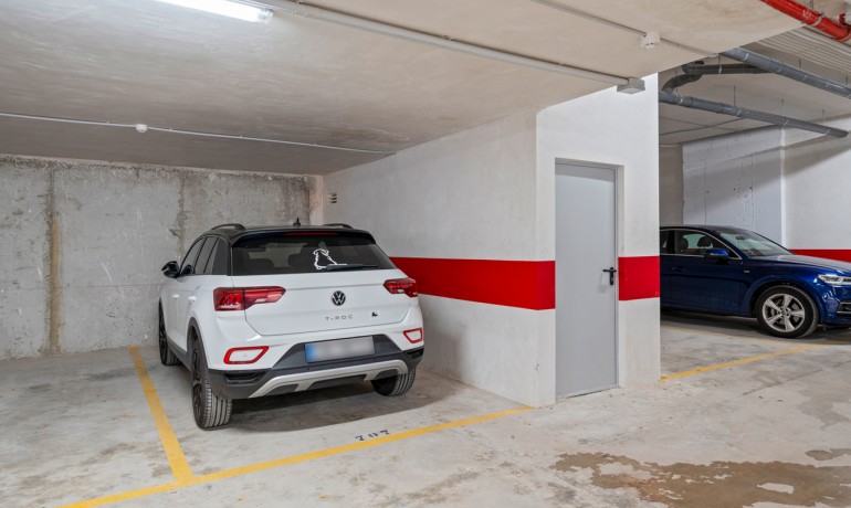 Sale - Apartment / Flat -
Villamartin