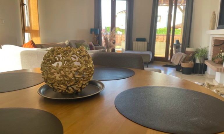 Herverkoop - Villa -
Algorfa* - Algorfa