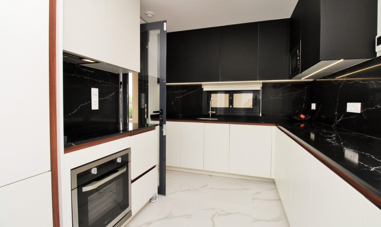 Revente - Appartement / Flat -
San Miguel de Salinas* - San Miguel De Salinas