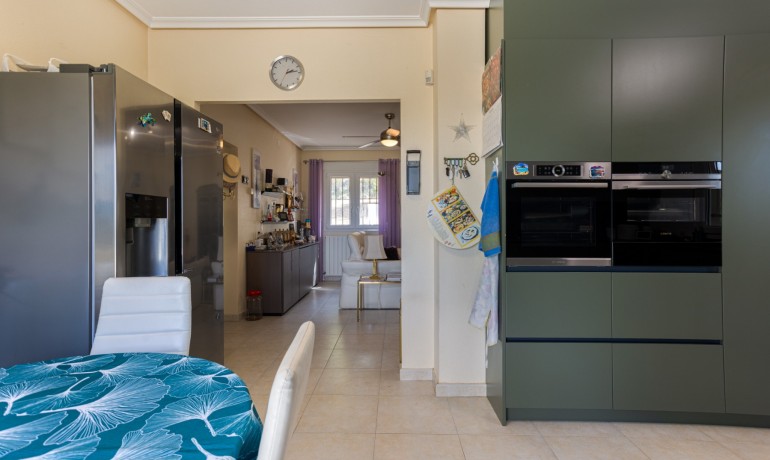 Venta - Villa -
La Zarza