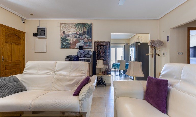 Venta - Villa -
La Zarza