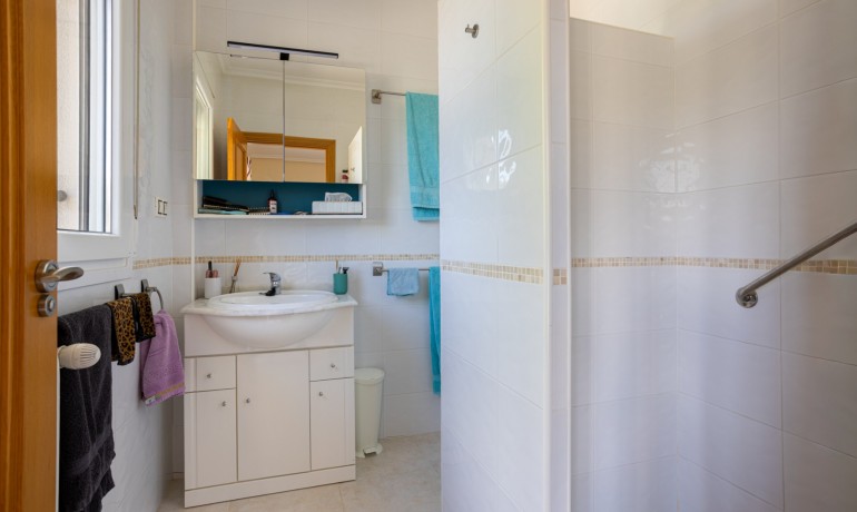 Venta - Villa -
La Zarza