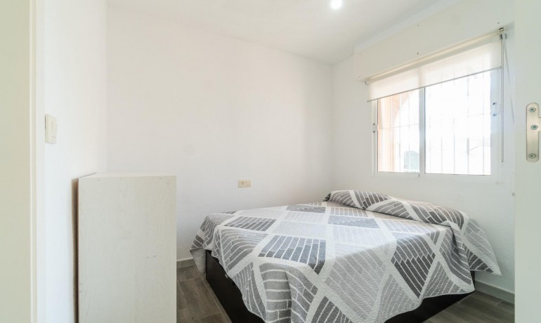 Herverkoop - Appartement / Flat -
Torrevieja* - Los balcones