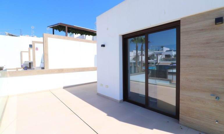 Herverkoop - Villa -
Benijofar* - Benijofar - Village