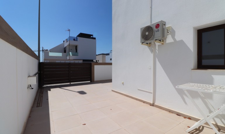 Herverkoop - Villa -
Benijofar* - Benijofar - Village