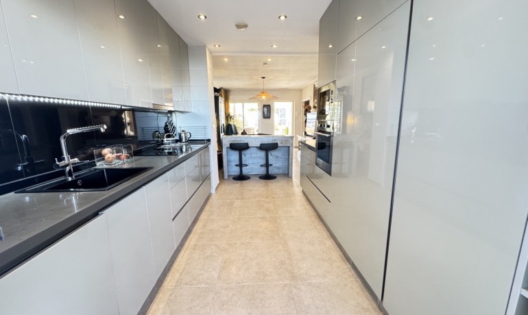 Revente - Appartement / Flat -
Villamartin