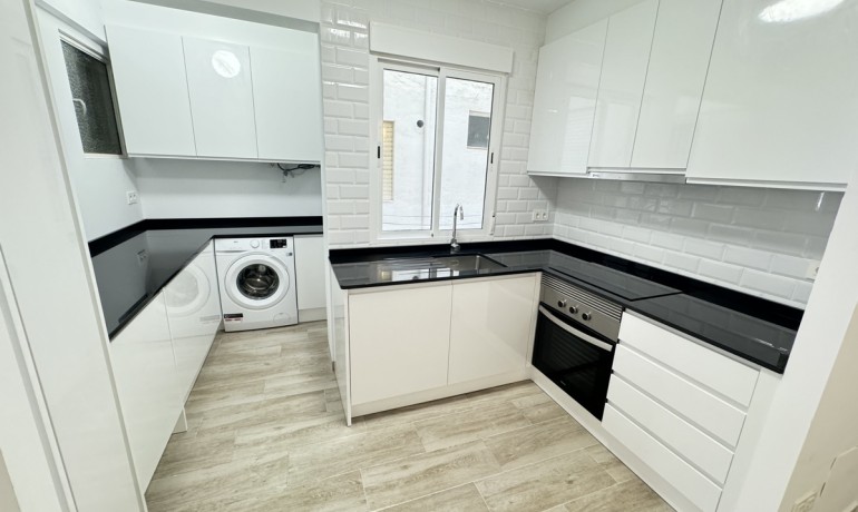 Sale - Apartment / Flat -
Torrevieja* - Torrevieja