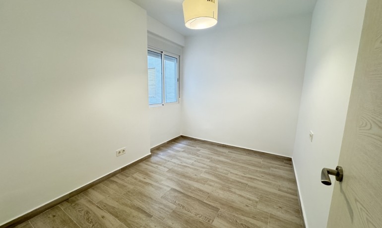 Sale - Apartment / Flat -
Torrevieja* - Torrevieja