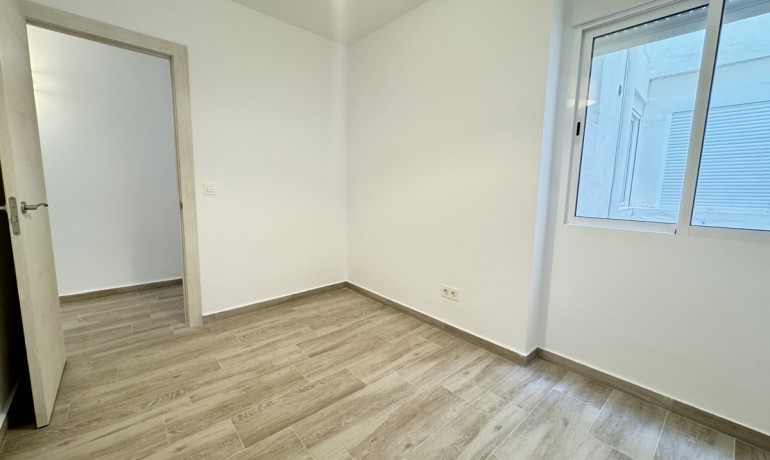 Sale - Apartment / Flat -
Torrevieja* - Torrevieja