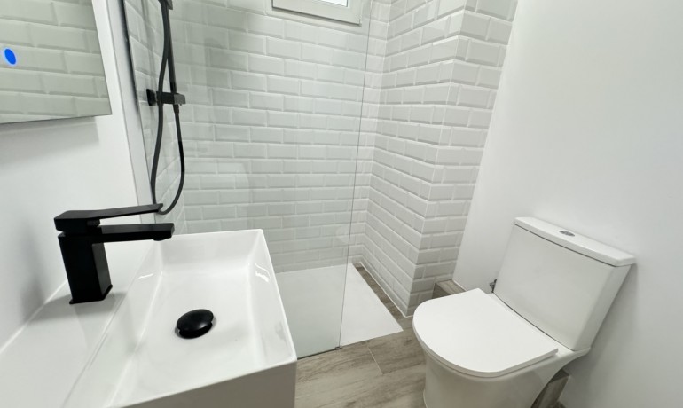 Sale - Apartment / Flat -
Torrevieja* - Torrevieja