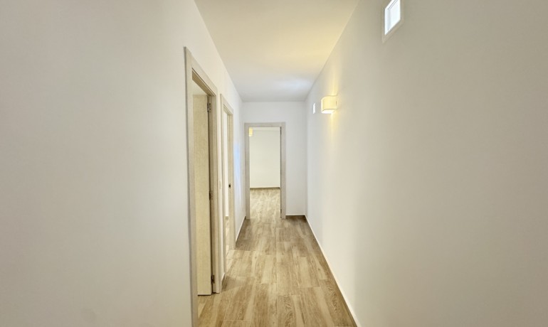 Sale - Apartment / Flat -
Torrevieja* - Torrevieja