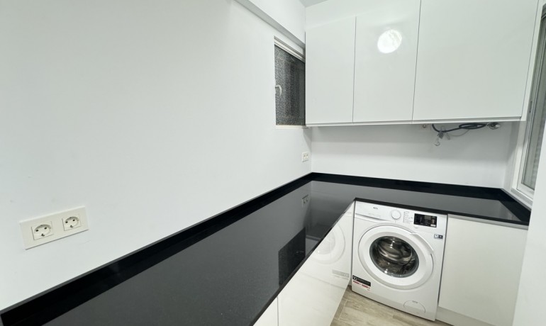 Sale - Apartment / Flat -
Torrevieja* - Torrevieja