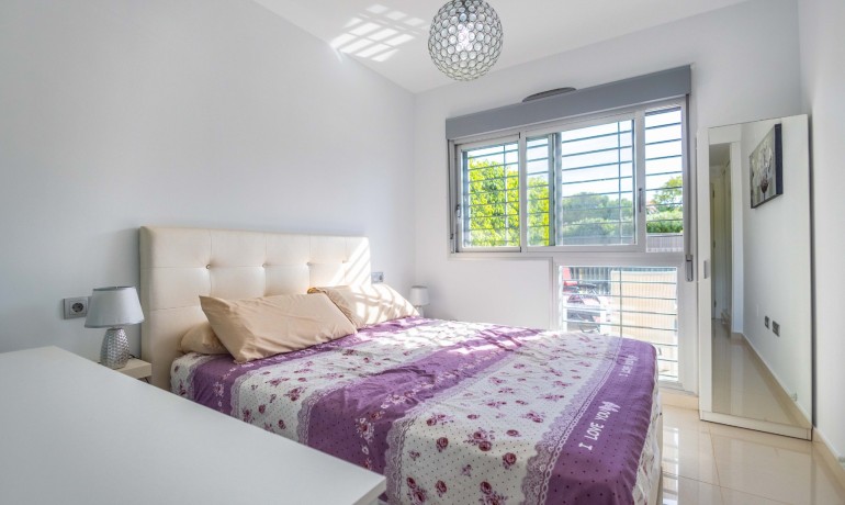 Herverkoop - Appartement / Flat -
Torrevieja* - Punta Prima