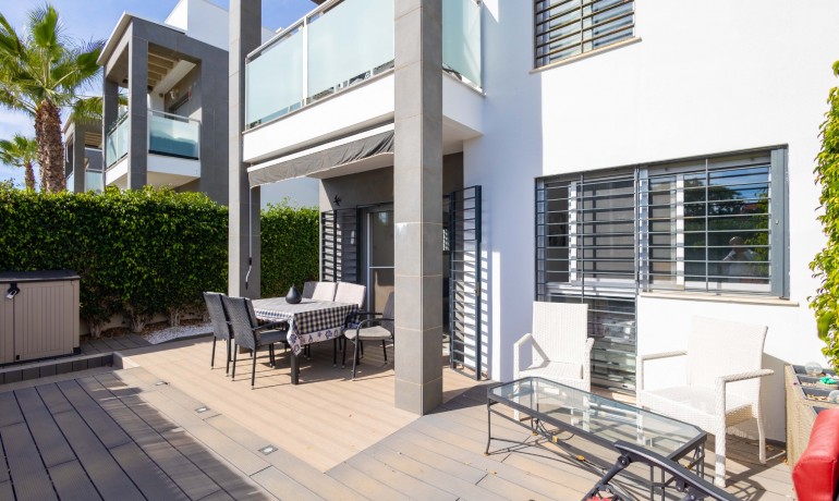 Herverkoop - Appartement / Flat -
Torrevieja* - Punta Prima