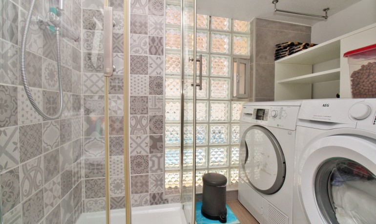 Sale - House -
Villamartin