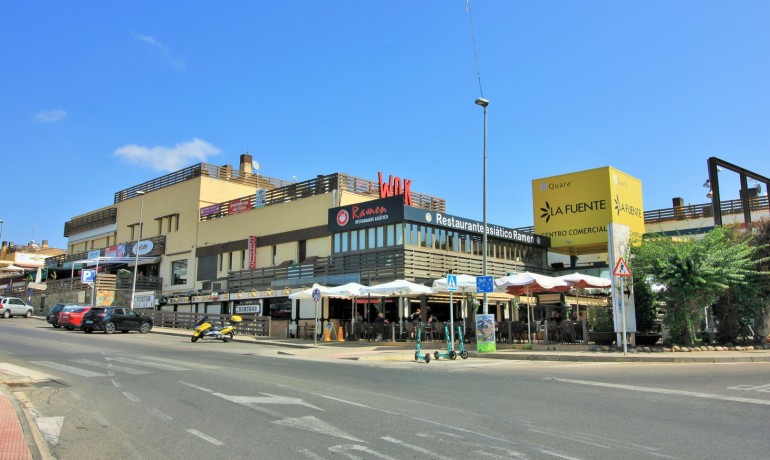 Sale - House -
Villamartin